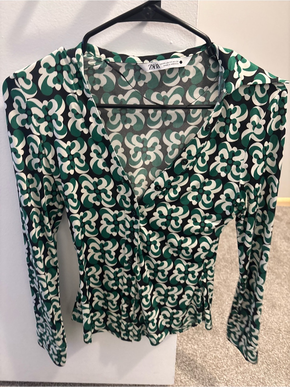 Zara Green & White Floral-Pattern Button Down Shirt
